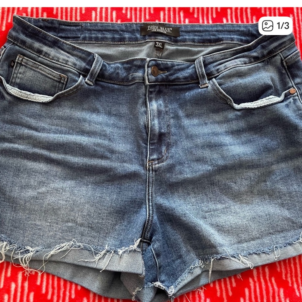 Short/Top Bundle - Picture 2 of 4